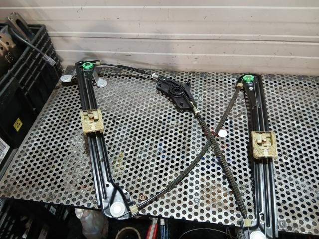 bontott VW GOLF VII Jobb első Ablakemelő Szerkezet (Elektromos)