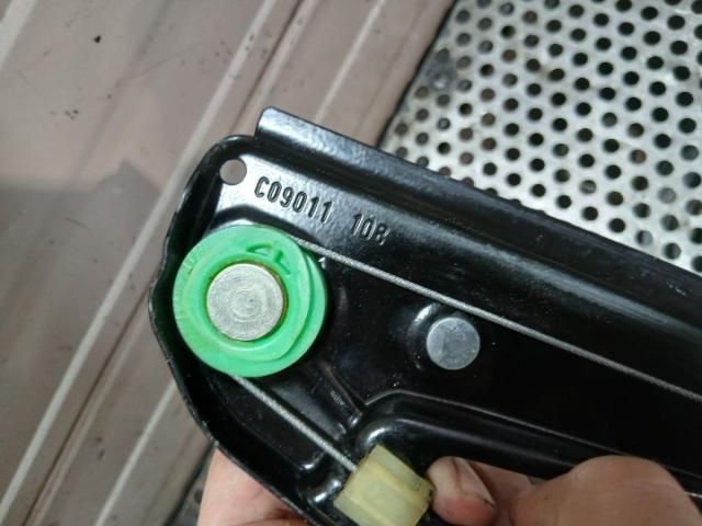 bontott VW GOLF VII Jobb első Ablakemelő Szerkezet (Elektromos)