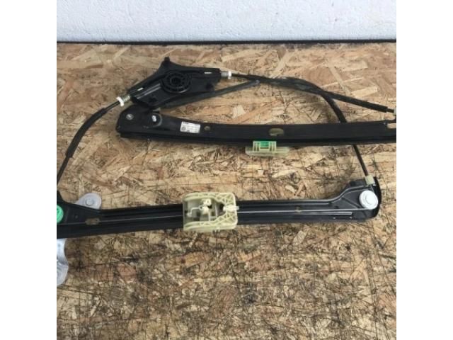 bontott VW GOLF VII Jobb első Ablakemelő Szerkezet (Elektromos)