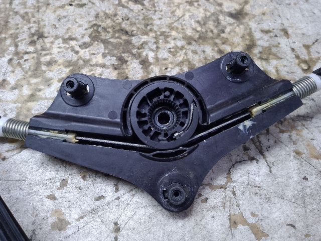 bontott VW GOLF VII Jobb első Ablakemelő Szerkezet (Elektromos)