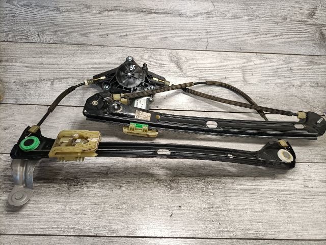 bontott VW GOLF VII Jobb első Ablakemelő Szerkezet (Elektromos)