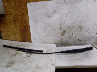 bontott VW GOLF VII Jobb első Ablaktörlő Kar