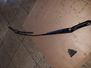 bontott VW GOLF VII Jobb első Ablaktörlő Kar