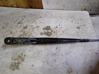 bontott VW GOLF VII Jobb első Ablaktörlő Kar