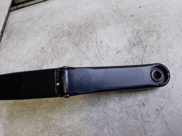 bontott VW GOLF VII Jobb első Ablaktörlő Kar