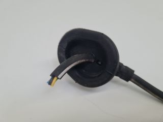 bontott VW GOLF VII Jobb első ABS Jeladó