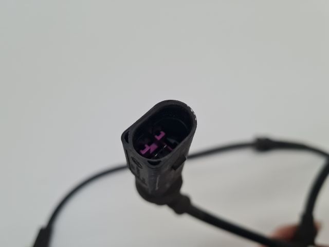 bontott VW GOLF VII Jobb első ABS Jeladó