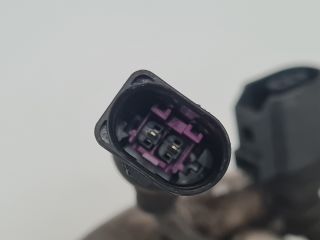 bontott VW GOLF VII Jobb első ABS Jeladó