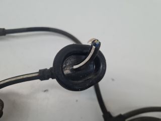 bontott VW GOLF VII Jobb első ABS Jeladó