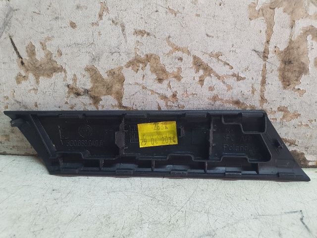 bontott VW GOLF VII Jobb első Ajtó Kárpit Díszléc