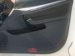 bontott VW GOLF VII Jobb első Ajtó Kárpit