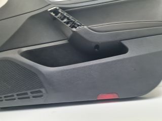 bontott VW GOLF VII Jobb első Ajtó Kárpit