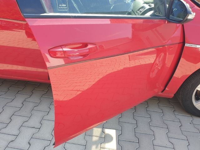 bontott VW GOLF VII Jobb első Ajtó (Részeivel)