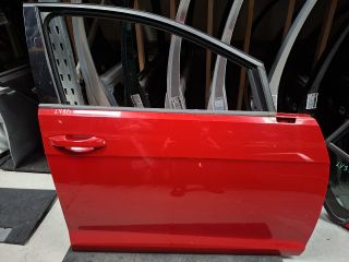 bontott VW GOLF VII Jobb első Ajtó (Részeivel)