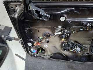 bontott VW GOLF VII Jobb első Ajtó (Részeivel)