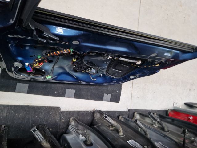 bontott VW GOLF VII Jobb első Ajtó (Részeivel)