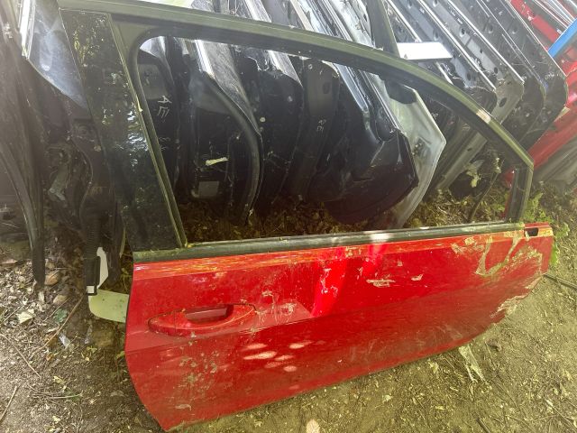 bontott VW GOLF VII Jobb első Ajtó (Üres lemez)