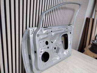bontott VW GOLF VII Jobb első Ajtó (Üres lemez)