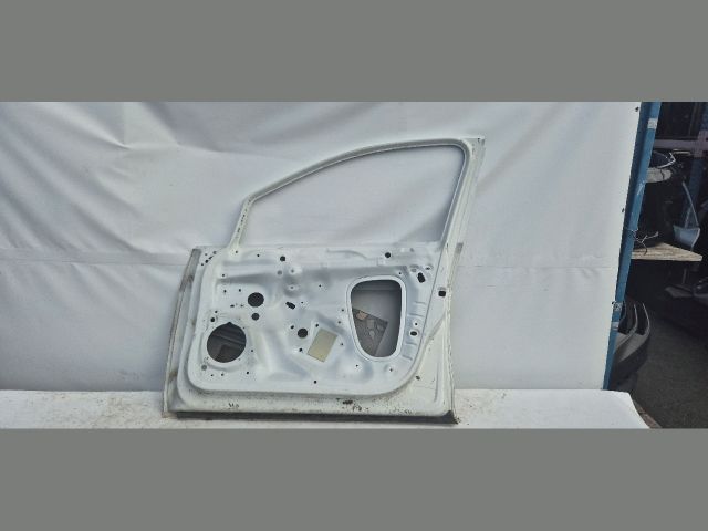 bontott VW GOLF VII Jobb első Ajtó (Üres lemez)