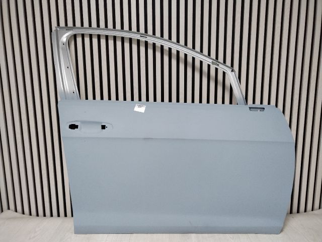 bontott VW GOLF VII Jobb első Ajtó (Üres lemez)