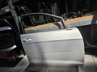 bontott VW GOLF VII Jobb első Ajtó (Üres lemez)