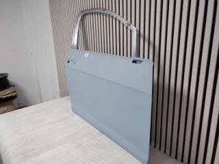 bontott VW GOLF VII Jobb első Ajtó (Üres lemez)