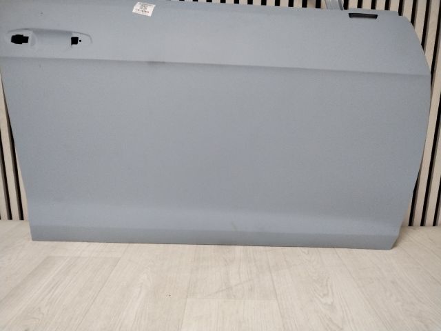 bontott VW GOLF VII Jobb első Ajtó (Üres lemez)