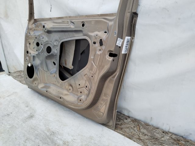 bontott VW GOLF VII Jobb első Ajtó (Üres lemez)