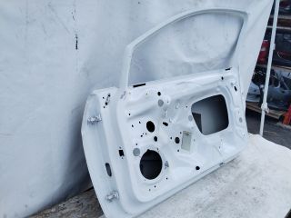 bontott VW GOLF VII Jobb első Ajtó (Üres lemez)