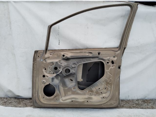 bontott VW GOLF VII Jobb első Ajtó (Üres lemez)