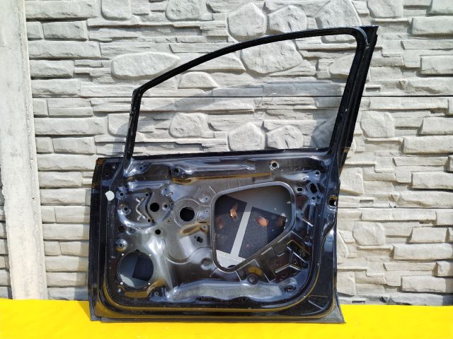 bontott VW GOLF VII Jobb első Ajtó (Üres lemez)