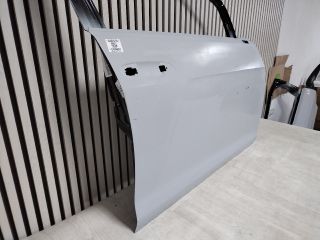 bontott VW GOLF VII Jobb első Ajtó (Üres lemez)