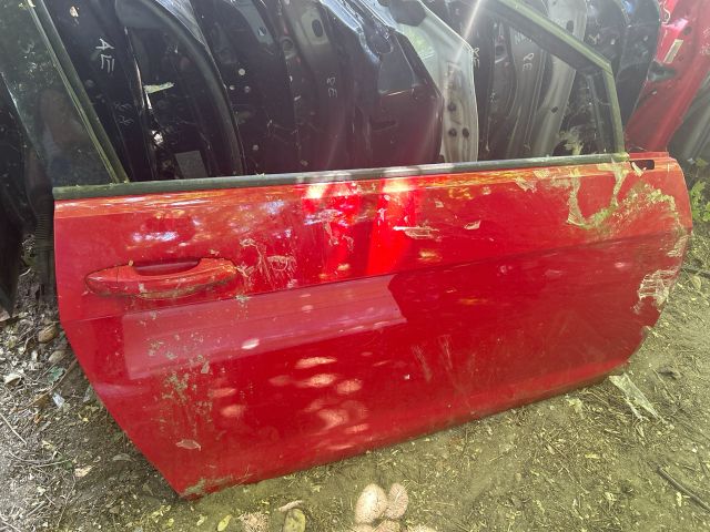 bontott VW GOLF VII Jobb első Ajtó (Üres lemez)