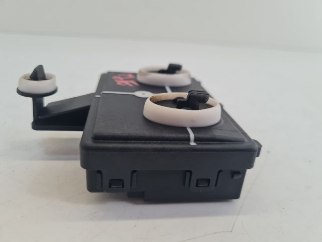 bontott VW GOLF VII Jobb első Ajtó Vezérlőegység