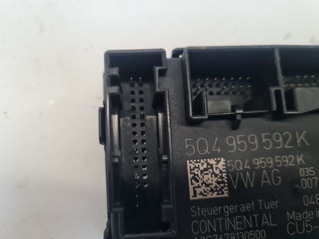 bontott VW GOLF VII Jobb első Ajtó Vezérlőegység