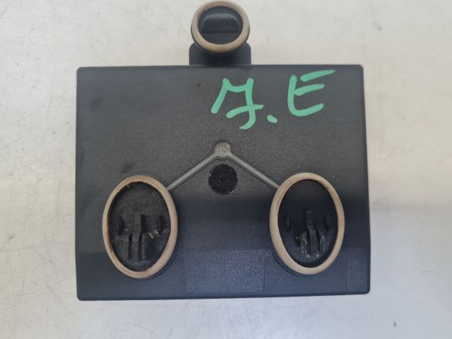 bontott VW GOLF VII Jobb első Ajtó Vezérlőegység