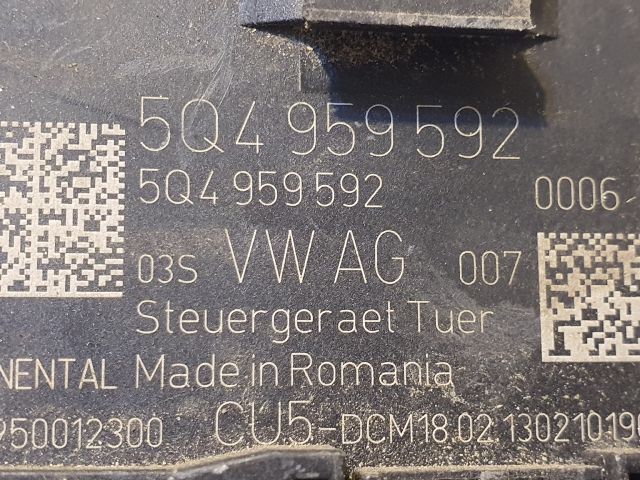 bontott VW GOLF VII Jobb első Ajtó Vezérlőegység