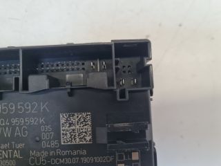 bontott VW GOLF VII Jobb első Ajtó Vezérlőegység