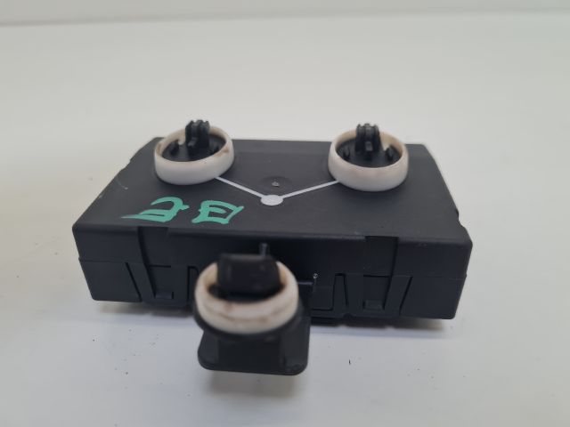 bontott VW GOLF VII Jobb első Ajtó Vezérlőegység