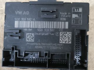 bontott VW GOLF VII Jobb első Ajtó Vezérlőegység