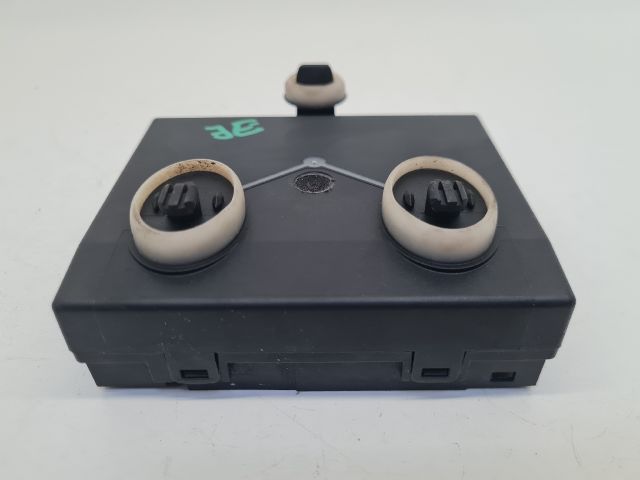 bontott VW GOLF VII Jobb első Ajtó Vezérlőegység