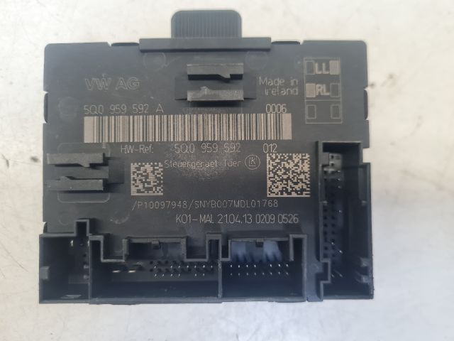 bontott VW GOLF VII Jobb első Ajtó Vezérlőegység