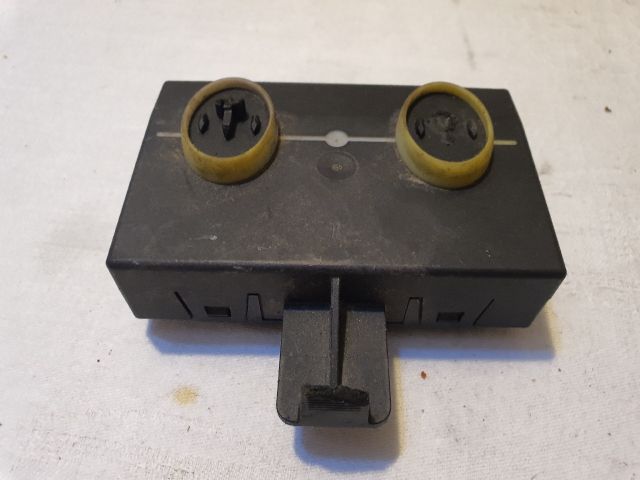 bontott VW GOLF VII Jobb első Ajtó Vezérlőegység