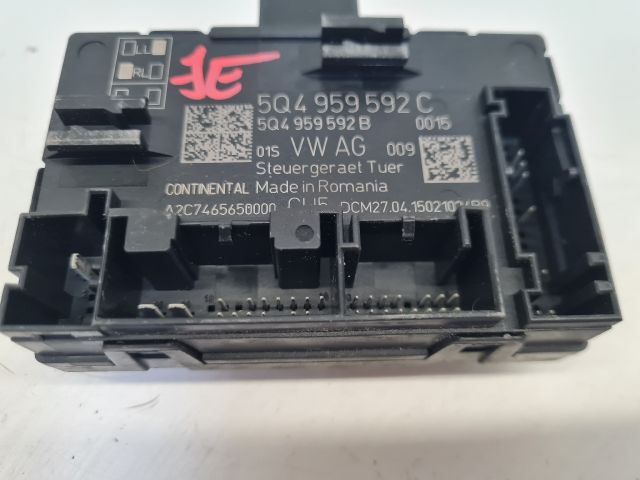 bontott VW GOLF VII Jobb első Ajtó Vezérlőegység