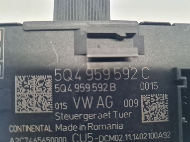 bontott VW GOLF VII Jobb első Ajtó Vezérlőegység