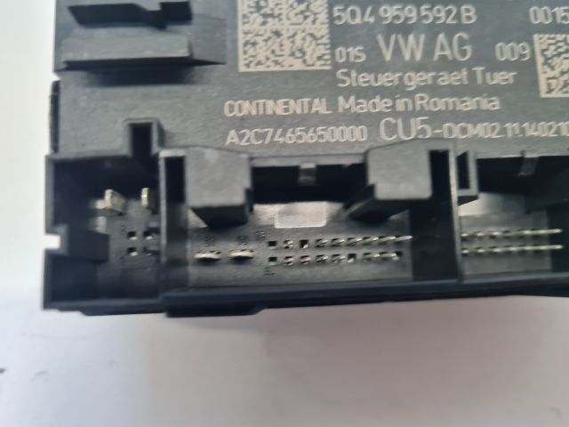 bontott VW GOLF VII Jobb első Ajtó Vezérlőegység