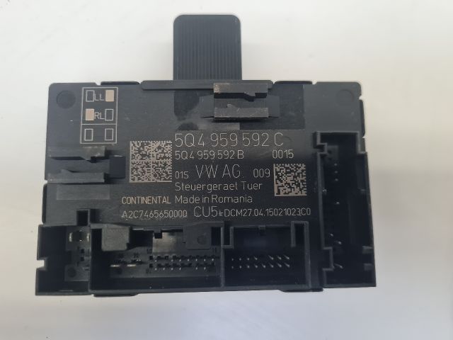 bontott VW GOLF VII Jobb első Ajtó Vezérlőegység