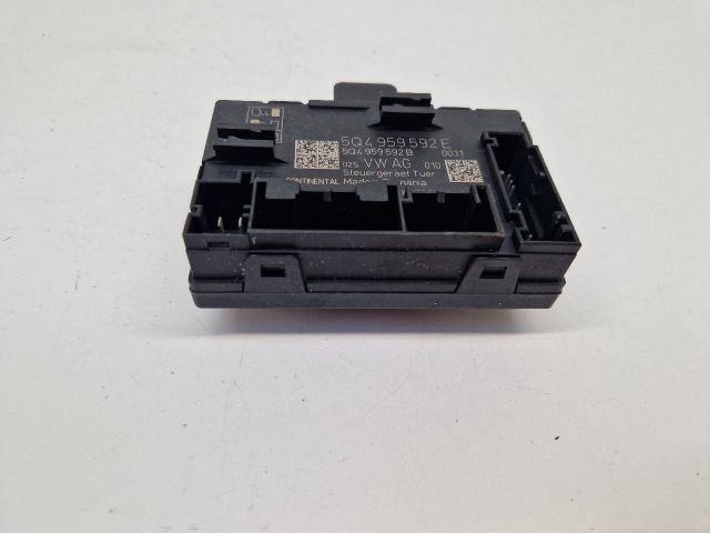 bontott VW GOLF VII Jobb első Ajtó Vezérlőegység