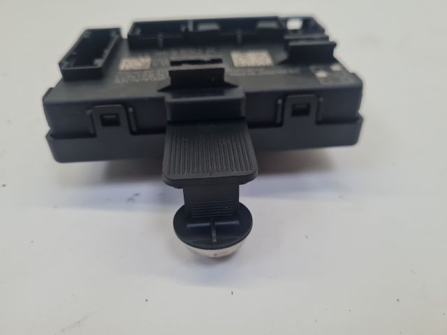 bontott VW GOLF VII Jobb első Ajtó Vezérlőegység