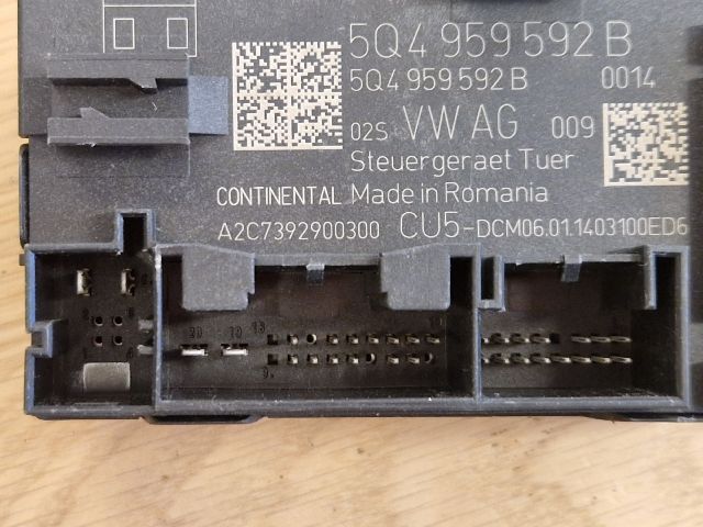 bontott VW GOLF VII Jobb első Ajtó Vezérlőegység